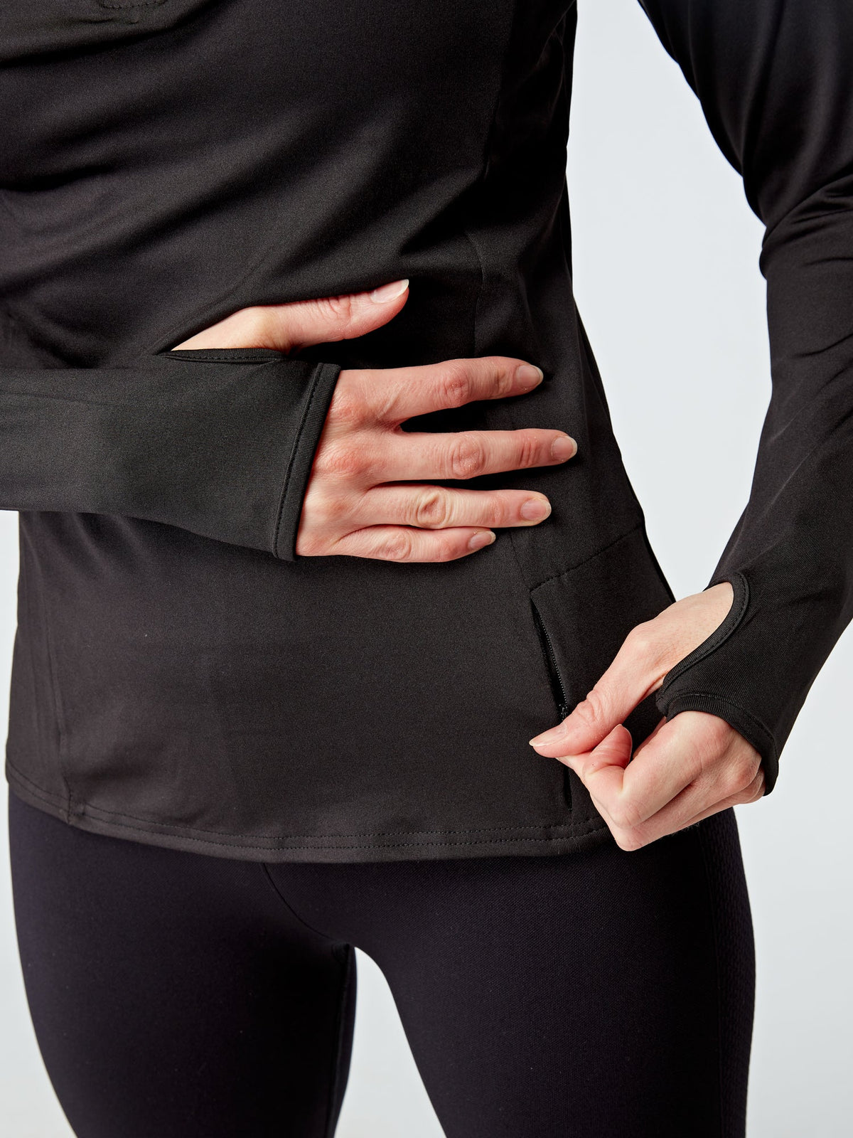 EVOLVE GOLD HALF ZIP LONG SLEEVED TOP - BLACK - Empire Activewear